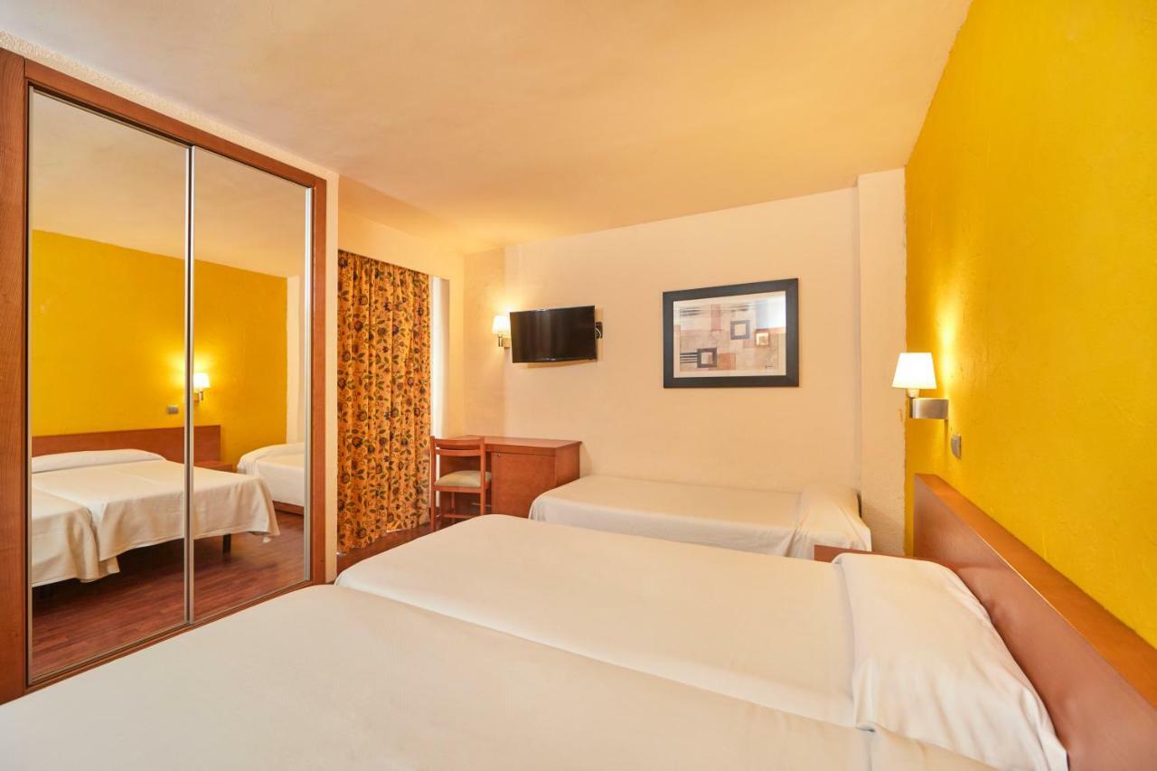 Mll Blue Bay Hotel Cala Major  Ngoại thất bức ảnh